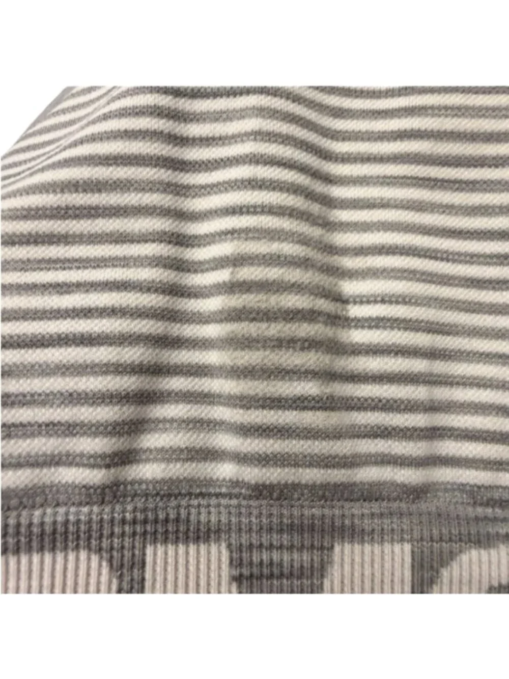 Under Armour Gray and White Striped Sports Bra‎ Women XS Bralette Adjustable Gym